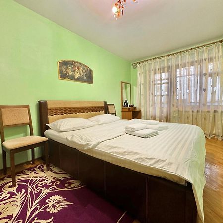 Apartpoltava Затишна 3-Кімнатна Квартира В Центрі Міста, Каштанова Алея, Звітна Документація, Чек Εξωτερικό φωτογραφία
