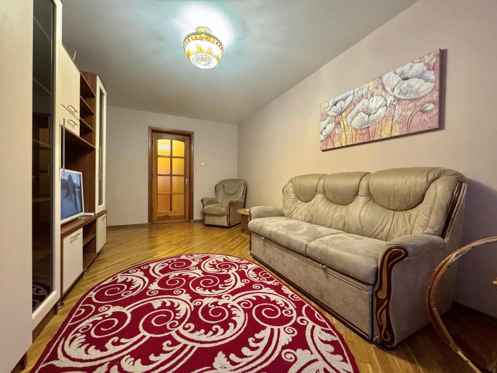 Apartpoltava Затишна 3-Кімнатна Квартира В Центрі Міста, Каштанова Алея, Звітна Документація, Чек Εξωτερικό φωτογραφία
