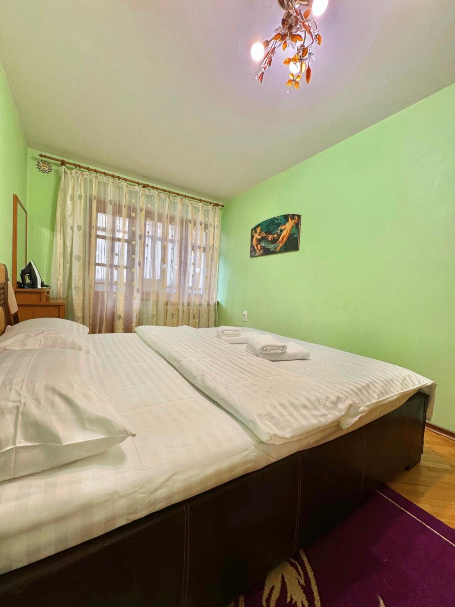 Apartpoltava Затишна 3-Кімнатна Квартира В Центрі Міста, Каштанова Алея, Звітна Документація, Чек Εξωτερικό φωτογραφία